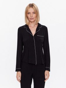 Hunkemöller Koszulka piżamowa Jacket 201739 Czarny Regular Fit. Czarne koszule nocne Hunkemöller, bez wzorów, z wiskozy, bez ramiączek. Za 119,99 zł.