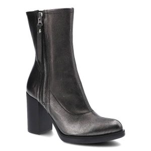 Czarne Botki Grace Damskie Eleganckie Obuwie. Czarne botki Grace, bez wzorów, ze skóry, bez obcasa, na obcasie, bez zapięcia. Za 329,00 zł.