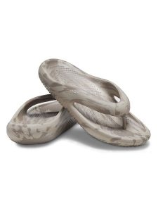Crocs Japonki w kolorze szarym rozmiar: 38/39. Szare klapki Crocs, bez wzorów, z otwartym noskiem, bez obcasa. Za 149,31 zł.