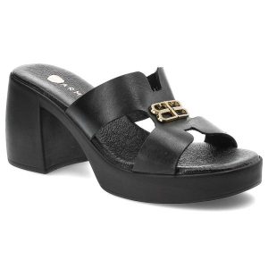 Czarne Klapki Armodo Eleganckie Obuwie Damskie Na Obcasie. Czarne klapki Armodo, bez wzorów, z materiału, bez obcasa, na obcasie. Za 269,00 zł.