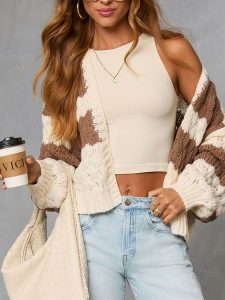 Milan Kiss Kardigan w kolorze kremowo-brązowym rozmiar: M. Brązowe kardigany Milan Kiss, m, bez wzorów, z bawełny, bez ramiączek. Za 165,99 zł.