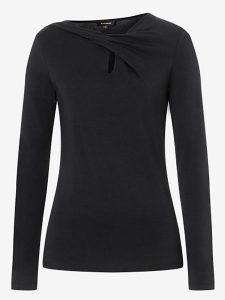 More & More Koszulka w kolorze czarnym rozmiar: 46. Czarne bluzki More & More, bez wzorów, bez kołnierzyka, bez ramiączek. Za 52,17 zł.