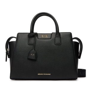 Torebka Armani Exchange. Czarne kuferki Armani Exchange, bez wzorów, bez dodatków. Za 704,99 zł.