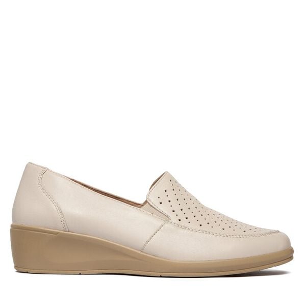 Półbuty Caprice. Czółenka Caprice, bez wzorów, bez obcasa, na koturnie, bez zapięcia. Za 339,99 zł.