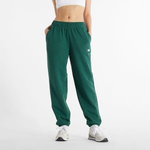 Spodnie damskie New Balance WP41500NWG – zielone. Zielone spodnie z wysokim stanem New Balance, bez wzorów, z bawełny, z podwyższonym stanem. Za 129,99 zł.
