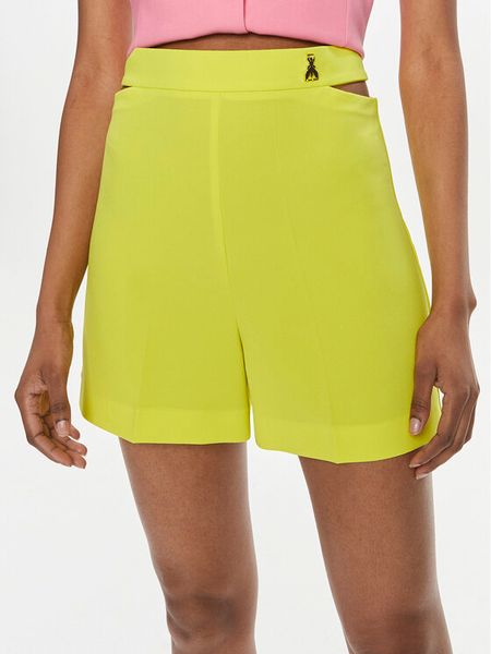 Patrizia Pepe Szorty materiałowe 2P1594/A049-Y452 Żółty Regular Fit. Żółte szorty Patrizia Pepe, bez wzorów, z materiału. Za 569,99 zł.