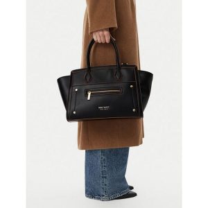 Torebka Nine West. Czarne torebki klasyczne Nine West, bez wzorów, bez dodatków. Za 249,99 zł.