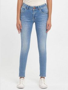 LTB Dżinsy "Maxime" - Slim fit - w kolorze niebieskim rozmiar: W26/L30. Niebieskie jeansy LTB, z aplikacjami. Za 136,13 zł.
