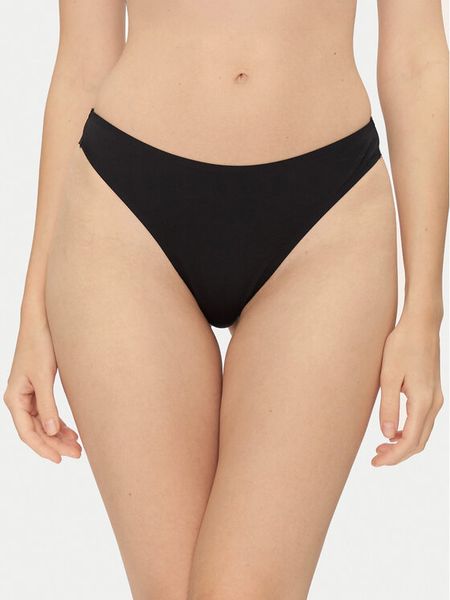 Ysabel Mora Stringi 19672 Czarny. Czarne stringi ysabel mora, bez wzorów, z syntetyku. Za 59,99 zł.