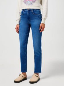 DAMSKIE SPODNIE WRANGLER STRAIGHT RUSTIC 112351017. Jeansy Wrangler, bez wzorów, z jeansu. Za 209,99 zł.