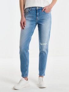 Jeansy damskie z podszytymi dziurami niebieskie Maggie 233. Niebieskie jeansy Big Star, bez wzorów, z jeansu. W wyprzedaży za 249,99 zł.