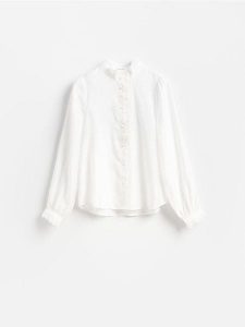 Koszula z lyocellem - biały. Białe koszule Reserved, l, bez wzorów, z lyocellu, bez kołnierzyka, bez ramiączek. Za 139,99 zł.