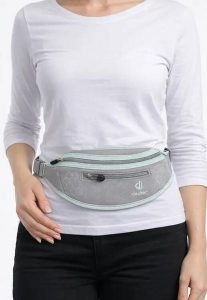 Nerka saszetka na dokumenty pieniądze Deuter Neo Belt. Niebieskie nerki i saszetki Deuter, bez wzorów, z neoprenu. Za 109,73 zł.