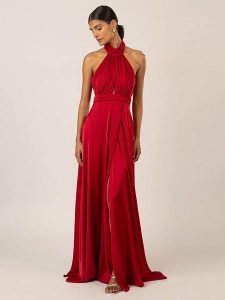 APART Satynowa sukienka w kolorze czerwonym rozmiar: 40. Czerwone sukienki Apart, bez wzorów, z satyny, bez kołnierzyka, bez ramiączek, midi. Za 409,45 zł.