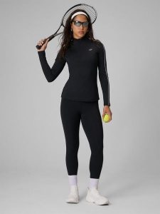 4F Legginsy dzianinowe damskie - czarne M. Czarne legginsy 4f, bez wzorów, z dzianiny, z podwyższonym stanem. Za 129,99 zł.