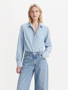 Levi's Koszula w kolorze błękitnym rozmiar: XS. Niebieskie koszule Levi's®, s, bez wzorów, z bawełny, bez kołnierzyka, bez ramiączek. Za 120,79 zł.