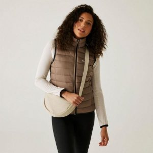 Marizion Damska kamizelka spacerowa z przegrodami. Brązowe kamizelki Regatta, bez wzorów, bez kołnierzyka, bez ramiączek, bez kaptura. Za 250,00 zł.