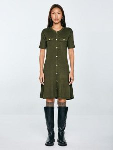 BIG STAR Sukienka w kolorze khaki rozmiar: L. Brązowe sukienki Big Star, na co dzień, l, bez wzorów, retro, bez kołnierzyka, bez ramiączek, midi, proste. Za 99,99 zł.