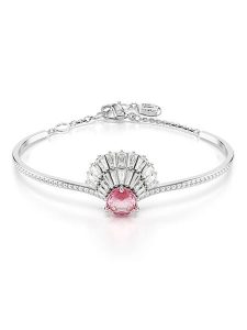 Swarovski Bransoletka z elementem ozdobnym rozmiar: onesize. Różowe bransoletki Swarovski, z cyrkonią, metalowe. Za 260,99 zł.