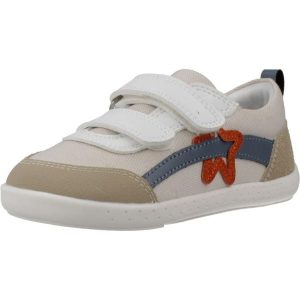 Buty GARVALIN 262336G Beżowy. Brązowe buty trekkingowe GARVALIN, z syntetyku, bez zapięcia. Za 194,99 zł.