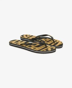Superdry Klapki Vintage Vegan z Gumy – BLACK/GOLD. Czarne klapki Superdry, bez wzorów, bez obcasa. Za 129,05 zł.