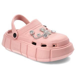 Różowe Klapki Armodo Modne Buty Na Lato. Czerwone klapki Armodo, bez wzorów, bez obcasa. Za 85,00 zł.
