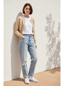 ASSUILI Kardigan w kolorze beżowym rozmiar: 36. Brązowe kardigany Assuili. Za 100,99 zł.