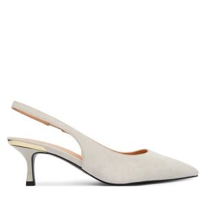 Czółenka LOVE MOSCHINO. Białe czółenka LOVE MOSCHINO, bez wzorów, bez obcasa, bez zapięcia. Za 721,99 zł.