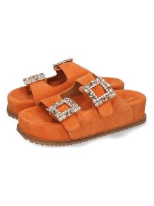 MELVIN & HAMILTON Skórzane klapki "Eve 3" w kolorze pomarańczowym rozmiar: 40. Pomarańczowe klapki Melvin & Hamilton, bez wzorów, ze skóry, z otwartym noskiem, bez obcasa. Za 304,99 zł.