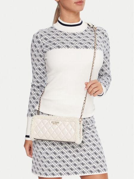 Guess Torebka Cristi Mini HWTG81 39720 Écru. Białe torebki klasyczne Guess, z aplikacjami, ze skóry, bez dodatków. Za 289,99 zł.