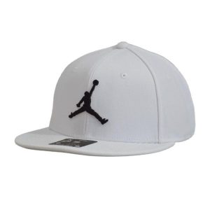 Czapka z daszkiem Air Jordan Jumpman Pro. Czarne czapki Jordan, bez wzorów. Za 148,34 zł.