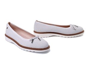 MACIEJKA P6509-11/00-1 biały, baleriny damskie. Białe balerinki Maciejka, bez wzorów, bez obcasa, bez zapięcia. Za 269,90 zł.