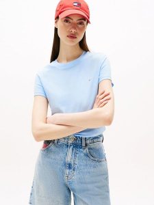 TOMMY JEANS Koszulka w kolorze błękitnym rozmiar: XS. Niebieskie bluzki Tommy Jeans, xs, bez wzorów, z bawełny, bez kołnierzyka, bez ramiączek. Za 96,60 zł.