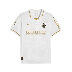 Młodzieżowa koszulka Borussia Mönchengladbach 125th Anniversary PUMA. Biała bluzki Puma, m, z aplikacjami, młodzieżowe, bez kołnierzyka, bez ramiączek. Za 329,00 zł.