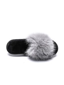 Confly Kapcie w kolorze szarym rozmiar: 41. Szare kapcie Confly, bez wzorów. Za 61,02 zł.