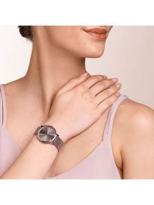 COEUR DE LION Zegarek kwarcowy w kolorze różowozłoto-brązowym rozmiar: onesize. Brązowe, analogowe zegarki COEUR DE LION. Za 543,99 zł.