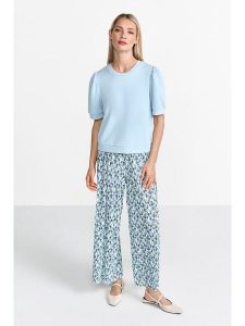 Rich & Royal Bluza w kolorze błękitnym rozmiar: XL. Niebieskie bluzy Rich & Royal, xl, bez wzorów, bez kaptura. Za 137,42 zł.