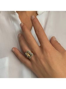 Les Petites Précieuses Pozłacany pierścionek z kamieniami szlachetnymi rozmiar: 56. Zielone pierścionki Les Petites Précieuses, z ametystem, pozłacane. Za 342,60 zł.