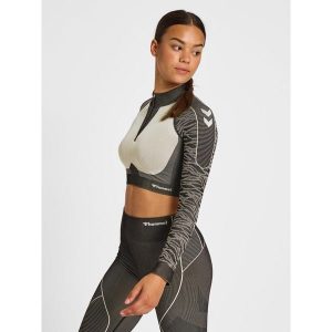 Damska bluza z zamkiem 1/2 crop Hummel MT Mila. Czarne bluzy Hummel, bez wzorów, bez kaptura. W wyprzedaży za 213,50 zł.