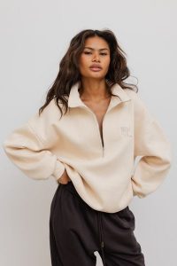 Bluza oversize z zamkiem w kolorze BISQUIT - STATE. Brązowe bluzy Marsala, bez wzorów, z bawełny, bez kaptura. Za 299,90 zł.