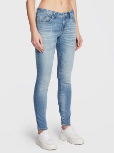 Guess Jeansy Annette W2YA99 D4Q01 Niebieski Skinny Fit. Niebieskie jeansy Guess, z aplikacjami, z bawełny. Za 339,99 zł.