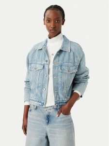 Calvin Klein Jeans Kurtka jeansowa LV047G726G Niebieski jasny Boxy Fit. Niebieskie kurtki Calvin Klein Jeans, l, bez wzorów, z bawełny, bez kaptura. Za 597,99 zł.