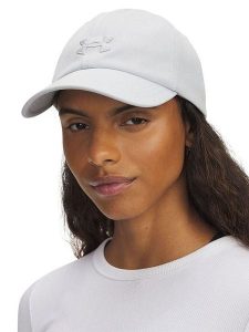 Under Armour Czapka "Blitzing" w kolorze kremowym rozmiar: onesize. Brązowe czapki Under Armour, bez wzorów. Za 89,16 zł.