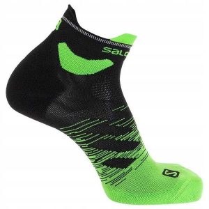 Skarpetki do biegania unisex Salomon Predict Ankle. Brązowe skarpetki Salomon, bez wzorów, z elastanu. Za 54,00 zł.