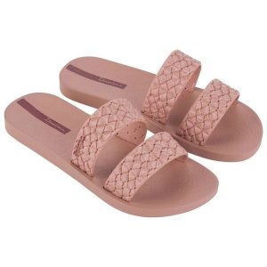 Klapki Ipanema Renda Ii 83243 AS023 różowe. Czerwone klapki bez wzorów, z materiału, bez obcasa. W wyprzedaży za 135,55 zł.