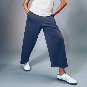 Spodnie damskie Kappa Gefron Athleisure. Szare spodnie dresowe Kappa, bez wzorów. Za 281,00 zł.