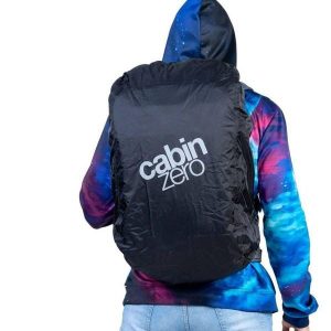 Pokrowiec na plecak CabinZero Rain Cover AX02. Czarne plecaki CABINZERO. Za 129,99 zł.