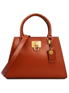 Guess Torebka w kolorze pomarańczowym - 35 x 24 x 9,5 cm rozmiar: onesize. Pomarańczowe torebki klasyczne Guess, z aplikacjami, z materiału, przez ramię, bez dodatków. Za 505,13 zł.