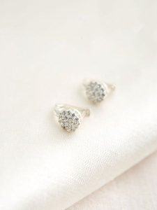 Lodie Silver Srebrne kolczyki z cyrkoniami rozmiar: onesize. Szare kolczyki Lodie Silver, z cyrkonią, srebrne. Za 87,81 zł.