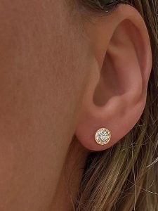 DIA DIAMONDS Pozłacane kolczyki-wkrętki z diamentami rozmiar: onesize. Żółte kolczyki DIA DIAMONDS, z diamentem, pozłacane. Za 391,45 zł.
